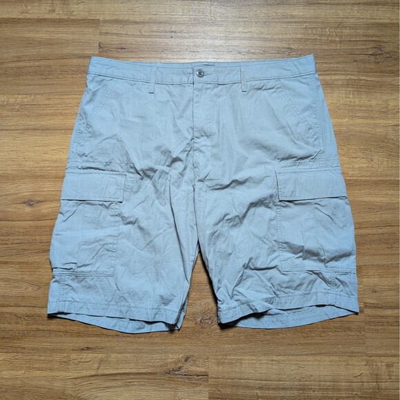 Levis Cargo Shorts Mens 40 Ripstop Gray 9" Inseam Outdoor Authentic Original - Picture 1 of 15